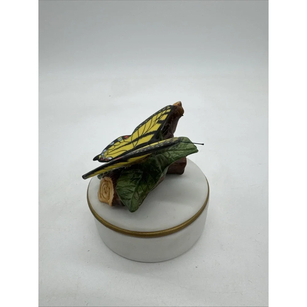 Vntg Lefton Butterfly Glass Trinket Box Vanity Dish 1992 3